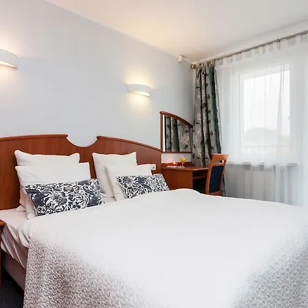 Bielik 미엥지즈드로예